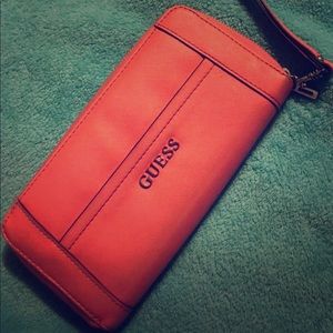 GUESS wallet